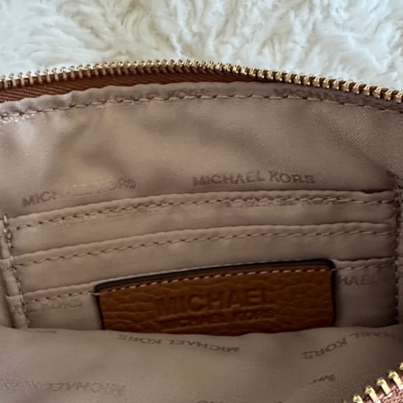 Michael Kors Tan Brown Pebbled Leather Clutch Wristlet Bag Pouch - Picture 8 of 10